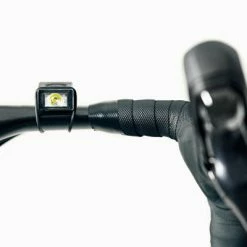 Lampe Vélo LED Avant Block Bookman 50 Lumens -Accessoires De Vélo Soldes lampe velo led avant block bookman 50 lumens full 4