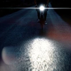 Phare De Vélo Avant USB 400 Lumens Meteor Moon -Accessoires De Vélo Soldes phare velo avant 400 lumens moon meteor